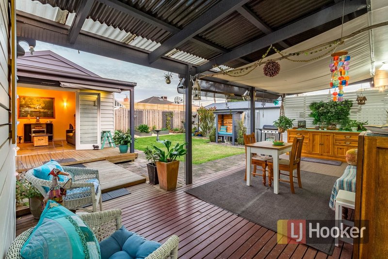 Photo - 9 Leeside Street, Dandenong North VIC 3175 - Image 12