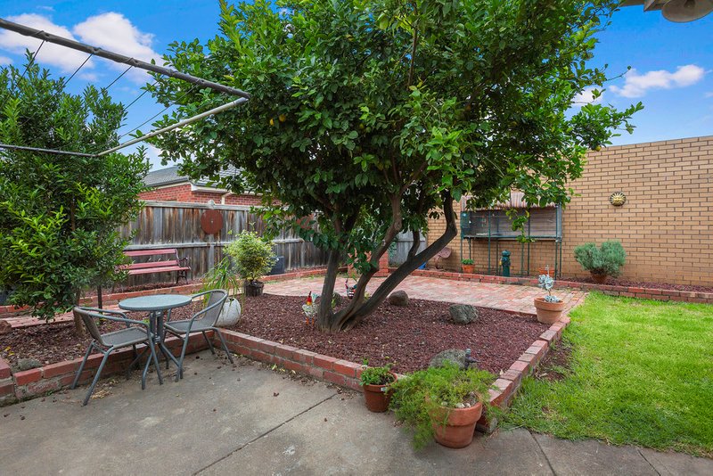 Photo - 9 Leeson Grove, Lalor VIC 3075 - Image 9