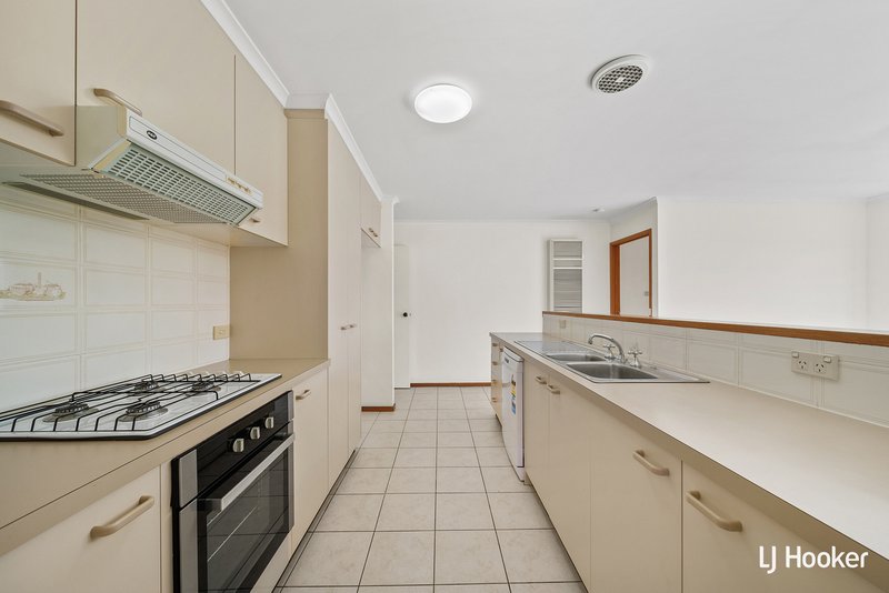 Photo - 9 Leisler Place, Palmerston ACT 2913 - Image 4