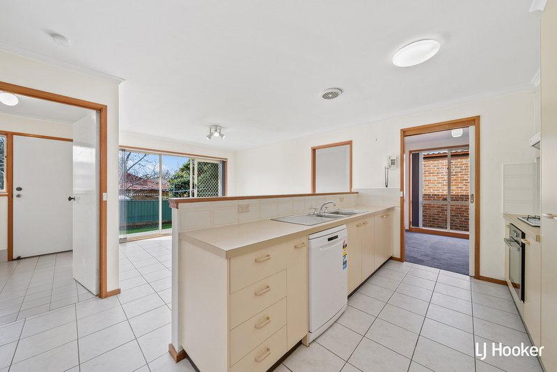 Photo - 9 Leisler Place, Palmerston ACT 2913 - Image 5