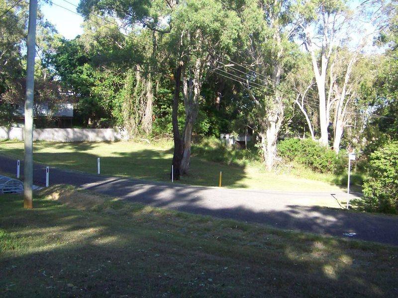 Photo - 9 Lenard Street, Lamb Island QLD 4184 - Image 2