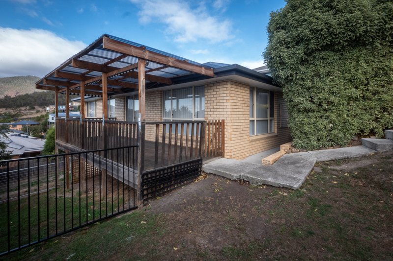 9 Lesdelle Street, Claremont TAS 7011