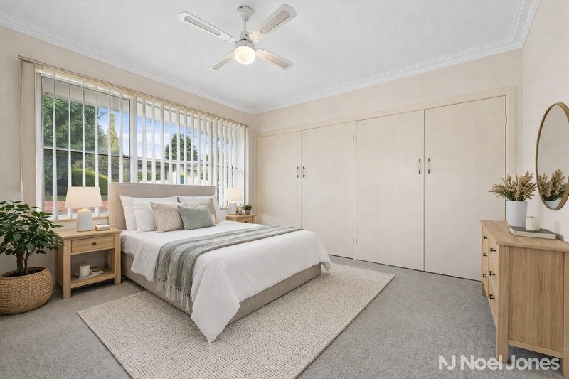 Photo - 9 Leura Street, Doncaster East VIC 3109 - Image 6