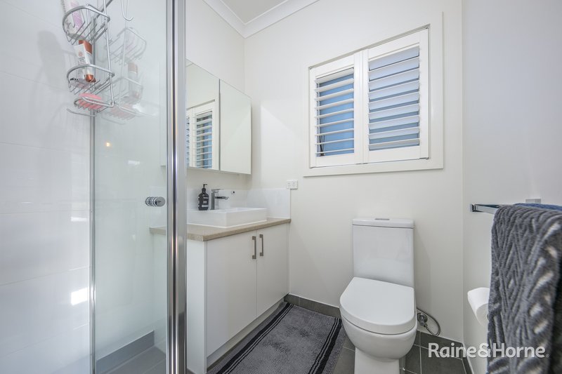 Photo - 9 Lewis Place, Sunbury VIC 3429 - Image 5