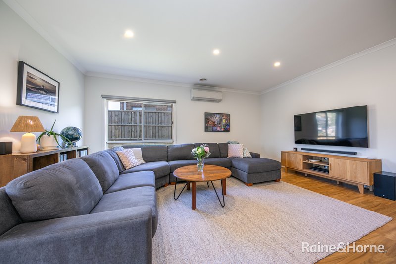 Photo - 9 Lewis Place, Sunbury VIC 3429 - Image 10