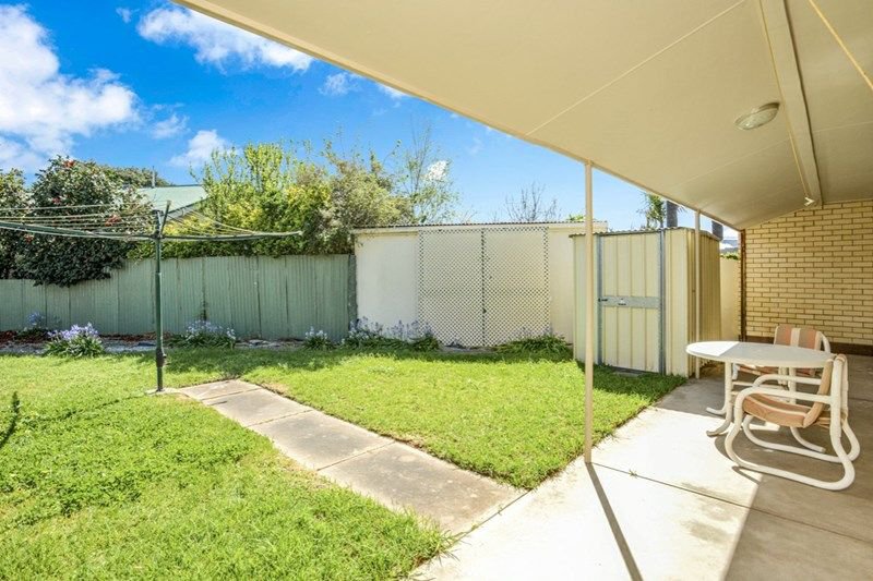 Photo - 9 Leworthy Street, Victor Harbor SA 5211 - Image 8