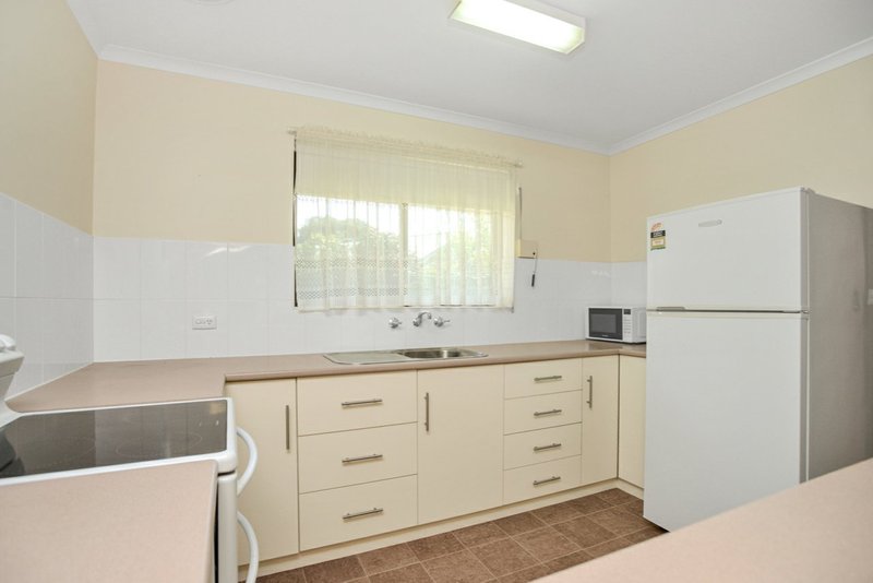 Photo - 9 Leworthy Street, Victor Harbor SA 5211 - Image 3