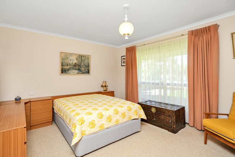 Photo - 9 Leworthy Street, Victor Harbor SA 5211 - Image 11