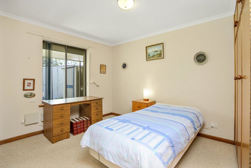 Photo - 9 Leworthy Street, Victor Harbor SA 5211 - Image 12