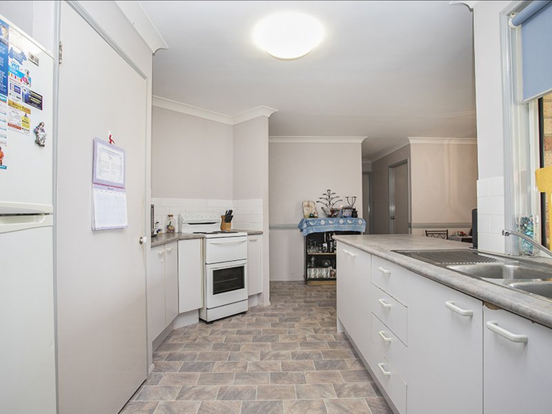 Photo - 9 Liberty Court, Morayfield QLD 4506 - Image 3