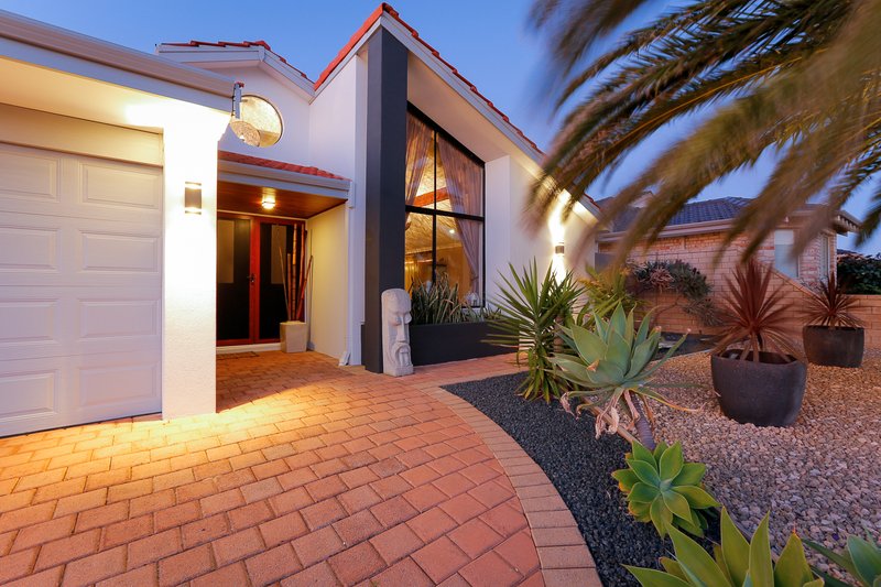 Photo - 9 Lindholm Retreat, Mindarie WA 6030 - Image 3