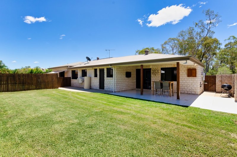 Photo - 9 Links Court, Kin Kora QLD 4680 - Image 13