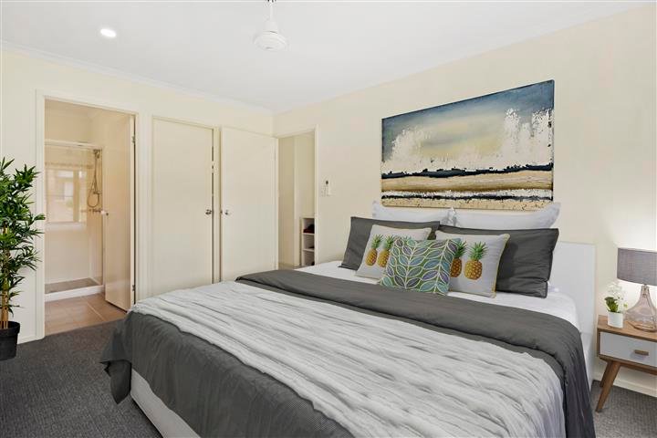 Photo - 9 Links Drive, Cannonvale QLD 4802 - Image 6