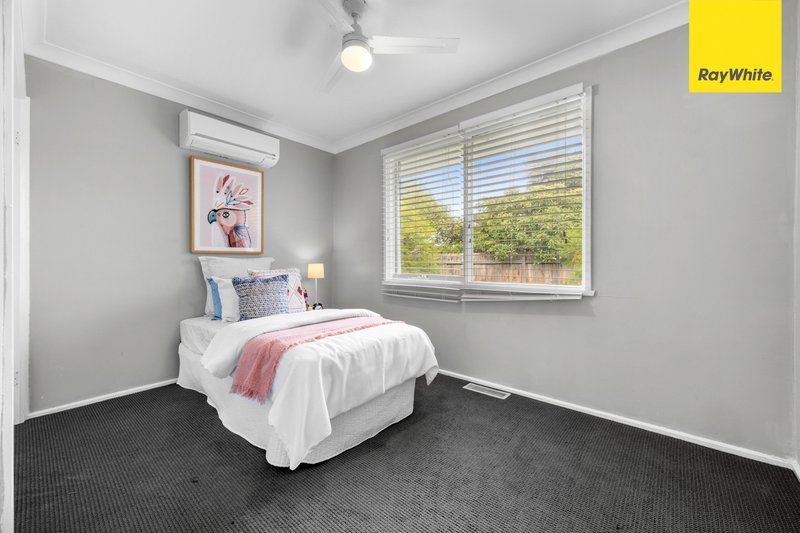 Photo - 9 Linlithgow Way, Melton West VIC 3337 - Image 11