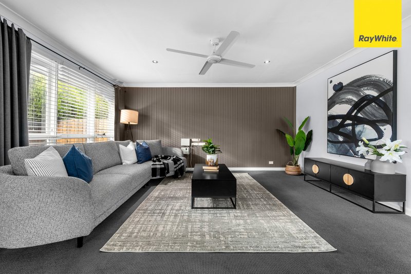 Photo - 9 Linlithgow Way, Melton West VIC 3337 - Image 13