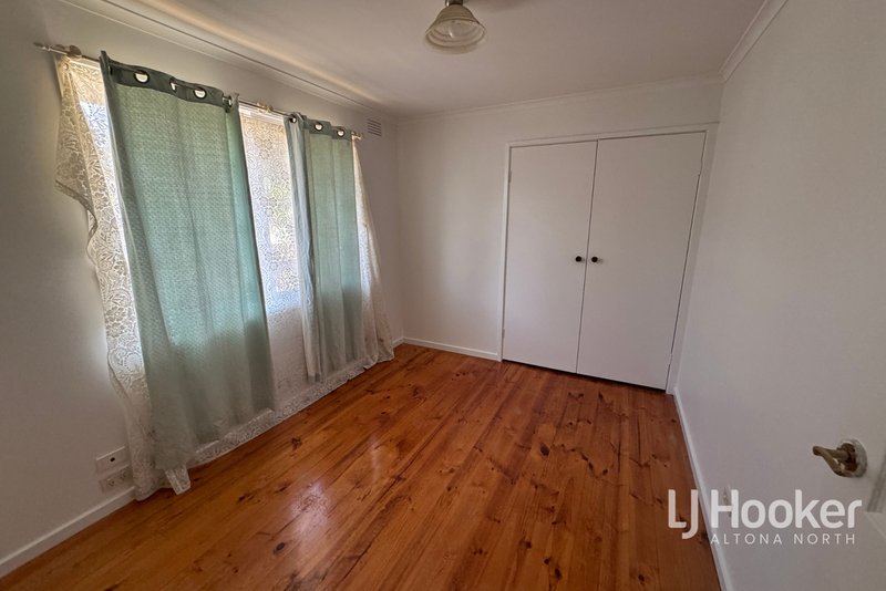 Photo - 9 Lloyd Street, Deer Park VIC 3023 - Image 12