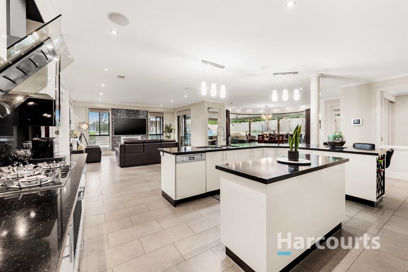 Photo - 9 Lobosco Court, Kilsyth VIC 3137 - Image 5