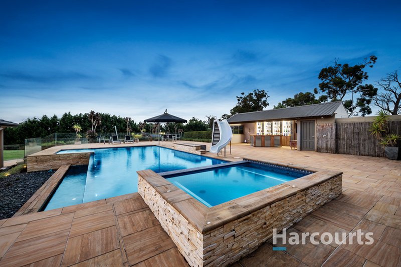 Photo - 9 Lobosco Court, Kilsyth VIC 3137 - Image 13