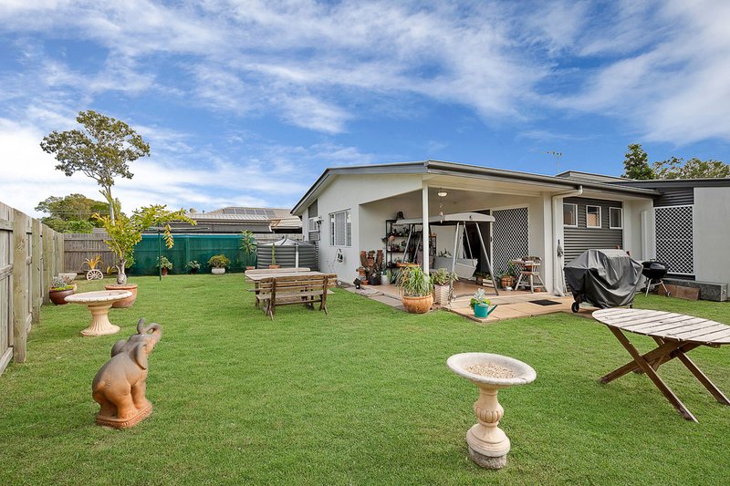 Photo - 9 Longboard Street, Toogoom QLD 4655 - Image 5