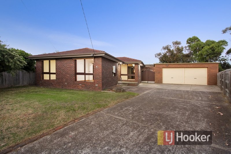 9 Lorraine Court, Hampton Park VIC 3976