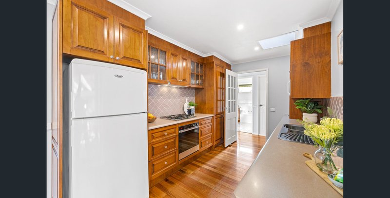 Photo - 9 Lumeah Crescent, Ferntree Gully VIC 3156 - Image 4