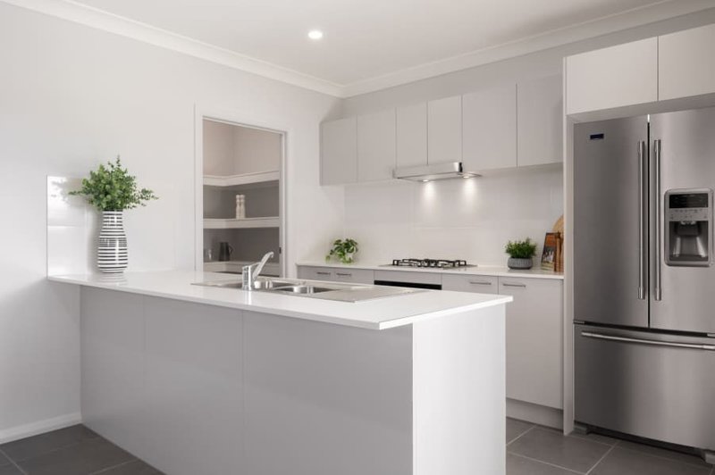 Photo - 9 Lusitano Crescent, Austral NSW 2179 - Image 9