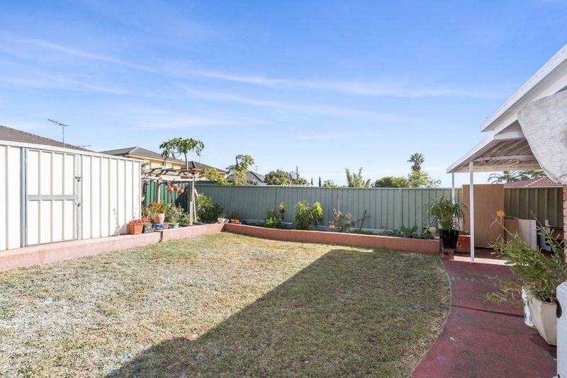 Photo - 9 Lyrebird Crescent, Green Valley NSW 2168 - Image 7