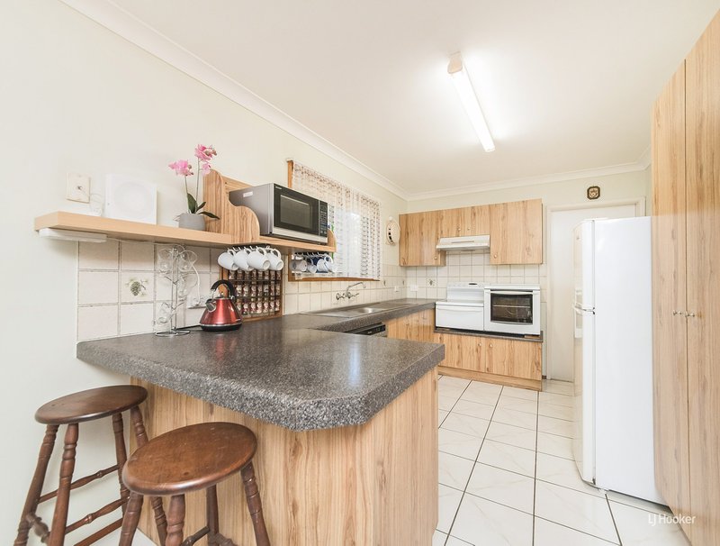 Photo - 9 Macaulay Street, Kawana QLD 4701 - Image 5