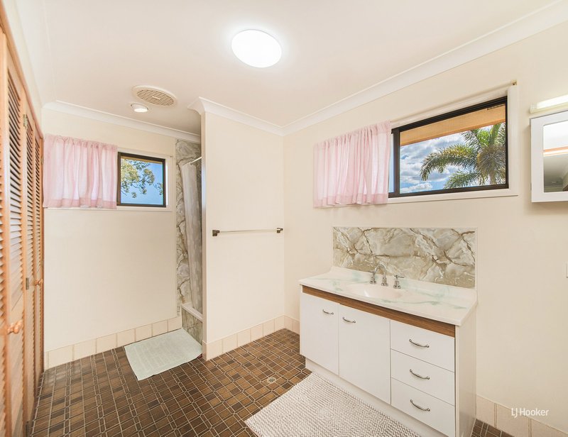 Photo - 9 Macaulay Street, Kawana QLD 4701 - Image 13