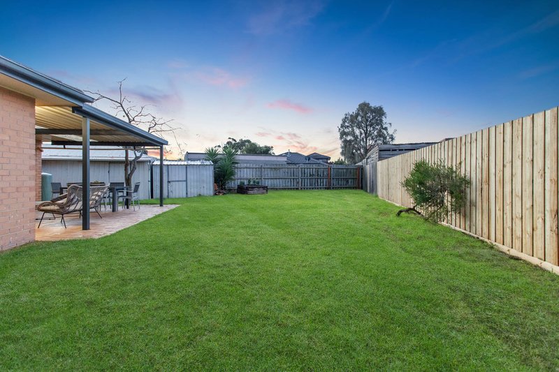 Photo - 9 Maclean Court, Seaford VIC 3198 - Image 12