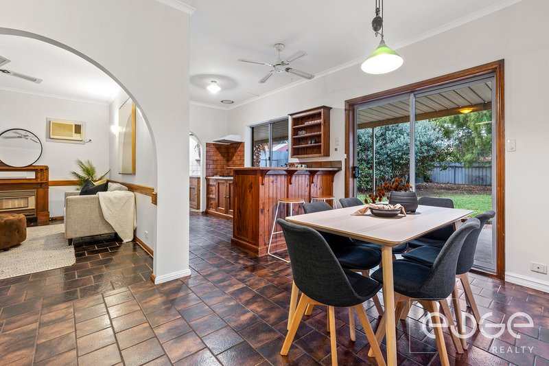 Photo - 9 Magnolia Crescent, Parafield Gardens SA 5107 - Image 6