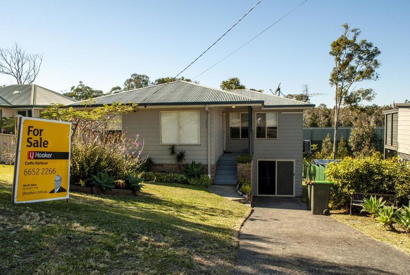 9 Mahogany Avenue, Sandy Beach NSW 2456