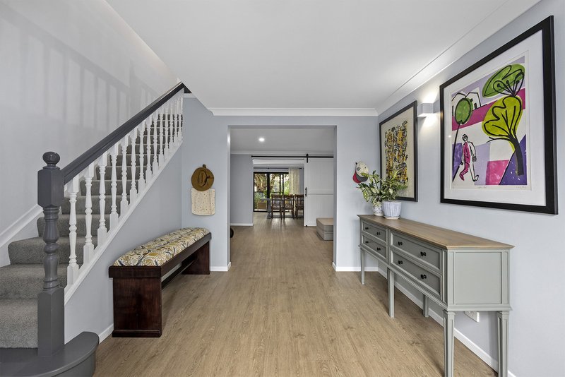 Photo - 9 Maibry Street, Wishart QLD 4122 - Image 2
