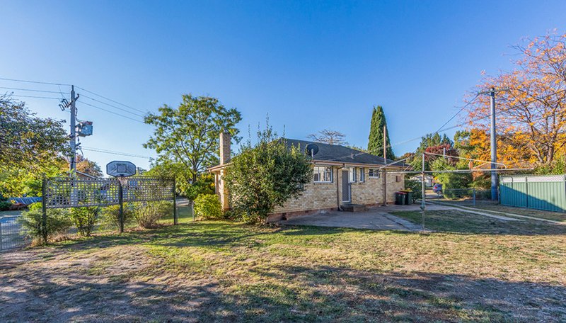 Photo - 9 Maitland Street, Hackett ACT 2602 - Image 12