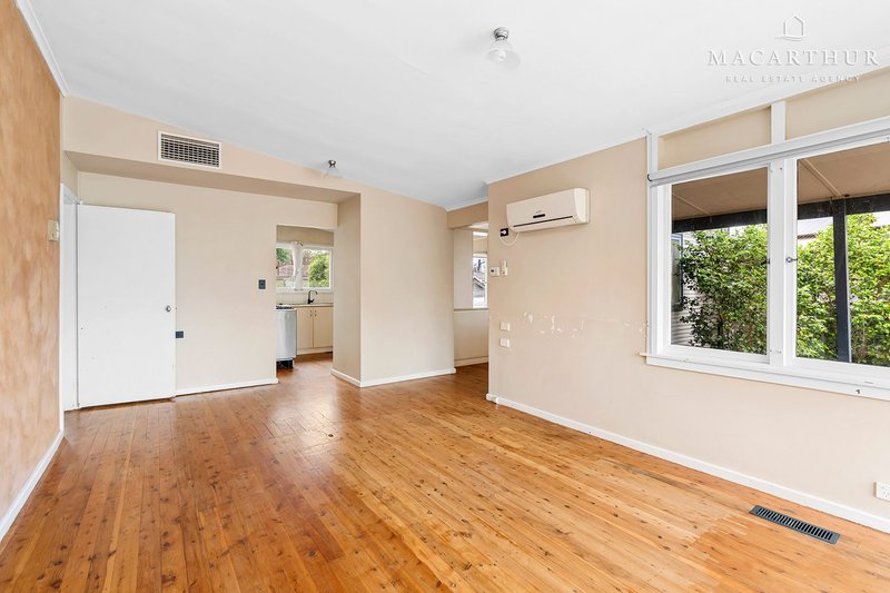 Photo - 9 Malta Crescent, Ashmont NSW 2650 - Image 7