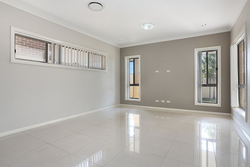 Photo - 9 Malvern Road, Glenwood NSW 2768 - Image 4