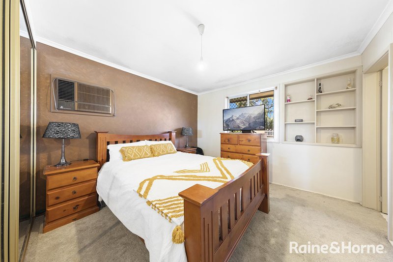 Photo - 9 Manam Place, Glenfield NSW 2167 - Image 2