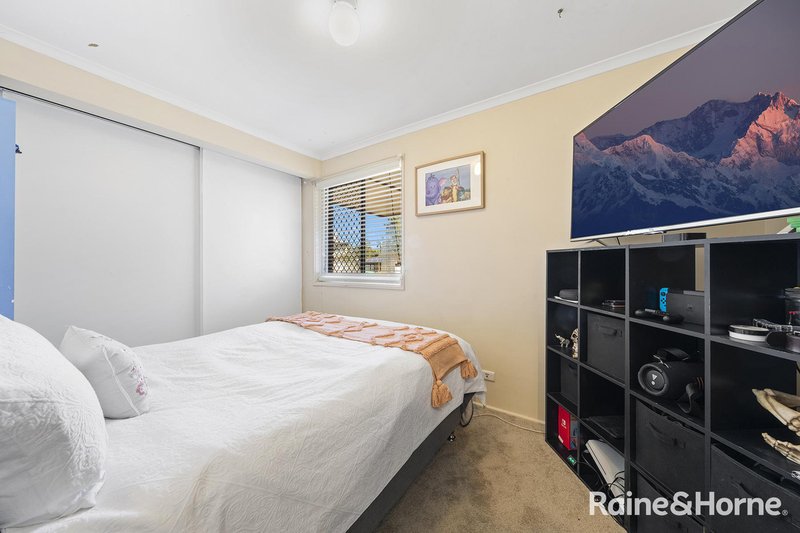 Photo - 9 Manam Place, Glenfield NSW 2167 - Image 6