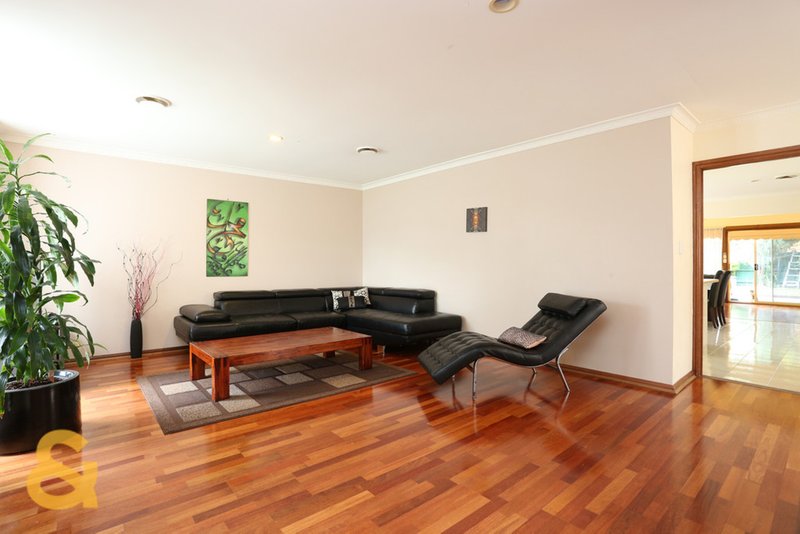 Photo - 9 Manley Avenue, Roxburgh Park VIC 3064 - Image 2