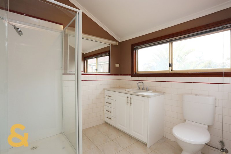 Photo - 9 Manley Avenue, Roxburgh Park VIC 3064 - Image 5