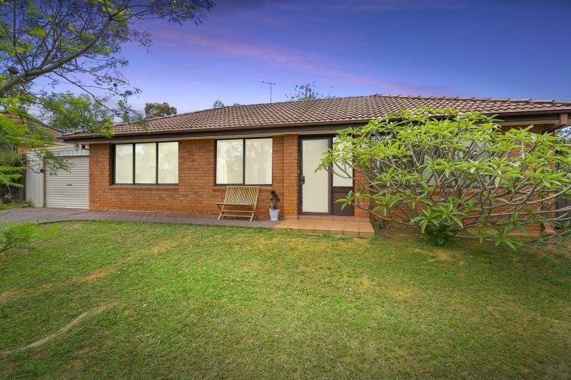 Photo - 9 Mantalini St , Ambarvale NSW 2560 - Image 2