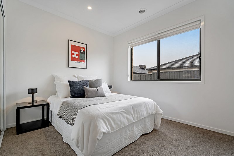 Photo - 9 Marara Street, Craigieburn VIC 3064 - Image 12