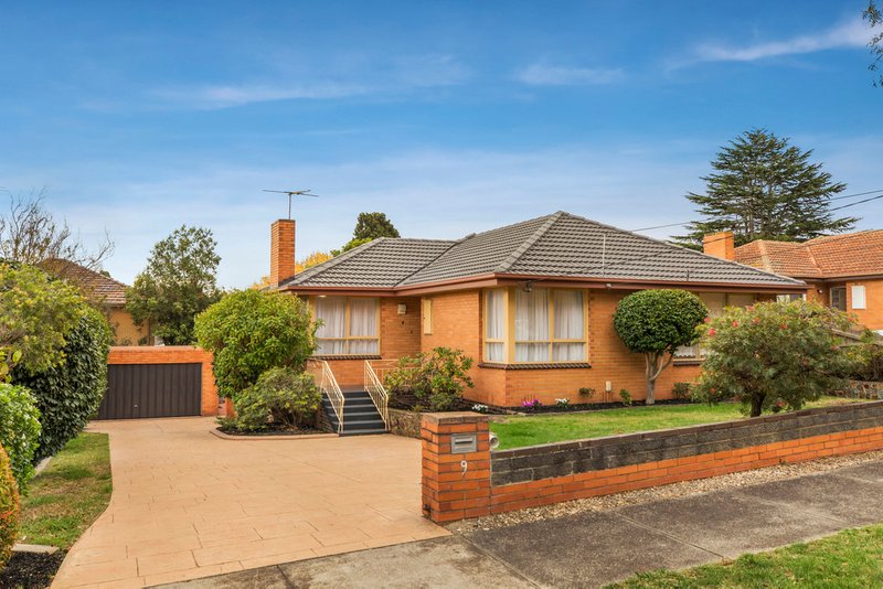 9 Margate Crescent, Glen Waverley VIC 3150