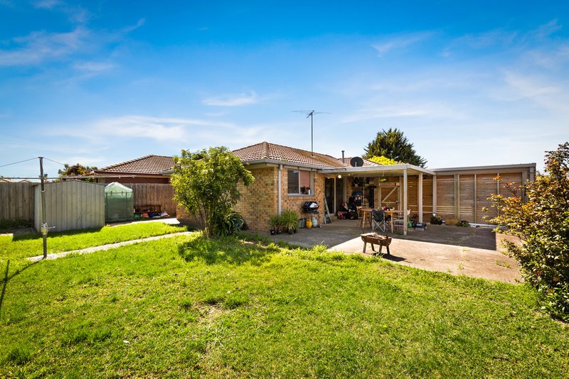 Photo - 9 Maria Crescent, Pakenham VIC 3810 - Image 8