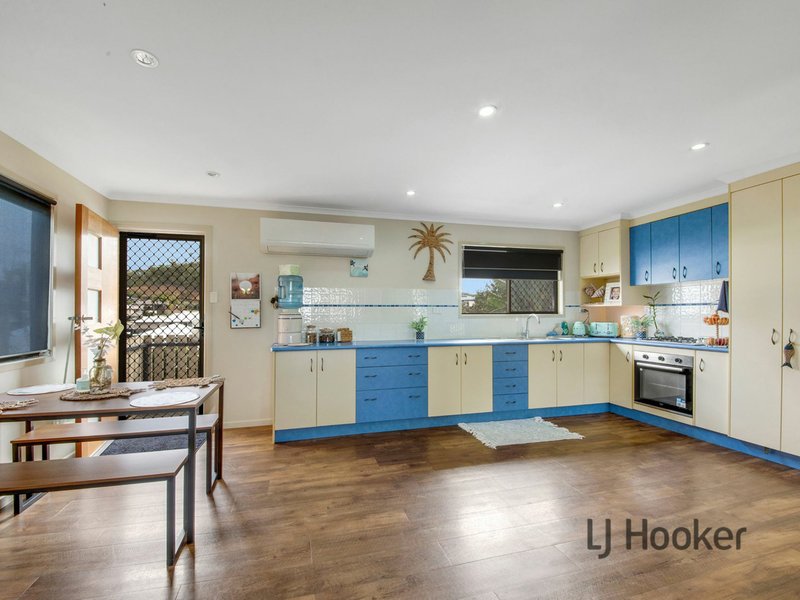 Photo - 9 Marina Avenue, Boyne Island QLD 4680 - Image 5