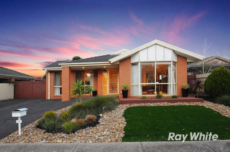 9 Market Court, Skye VIC 3977