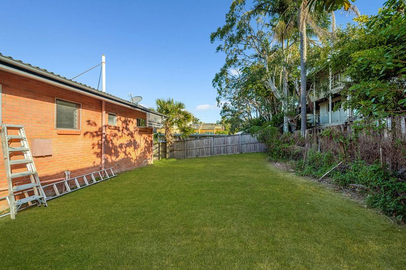 Photo - 9 Marlua Avenue, Moffat Beach QLD 4551 - Image 4