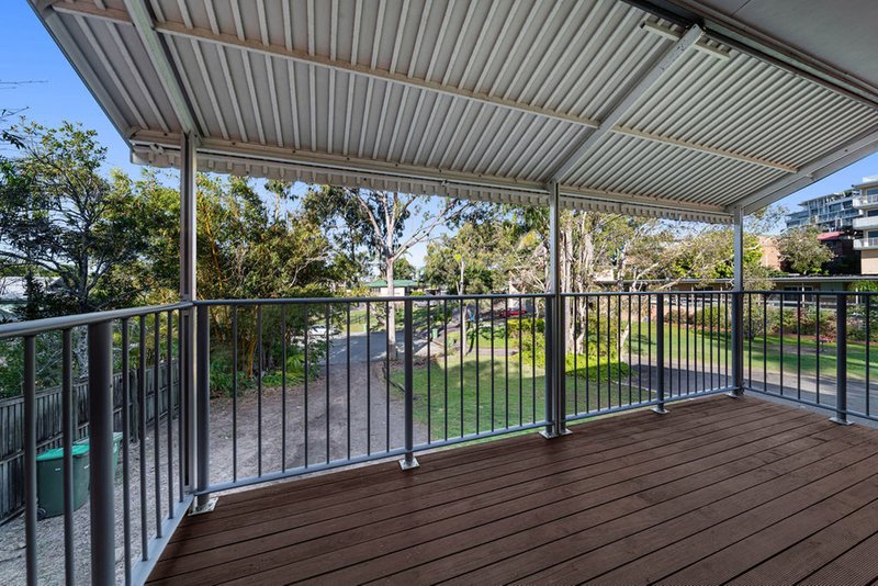 Photo - 9 Marlua Avenue, Moffat Beach QLD 4551 - Image 11