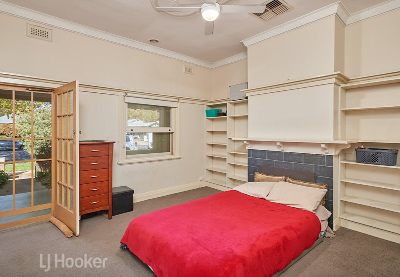 Photo - 9 Marns Street, Wagga Wagga NSW 2650 - Image 4