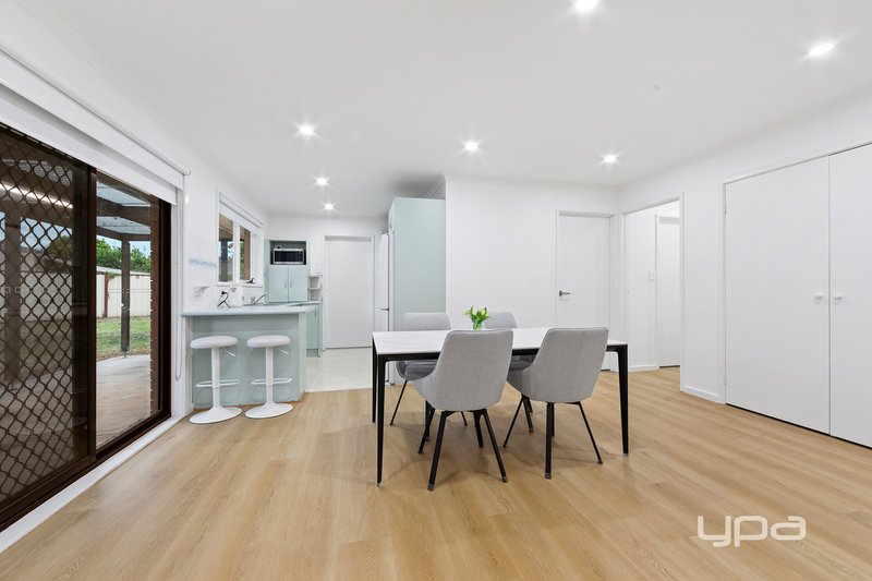 Photo - 9 Maroondah Court, St Albans VIC 3021 - Image 4